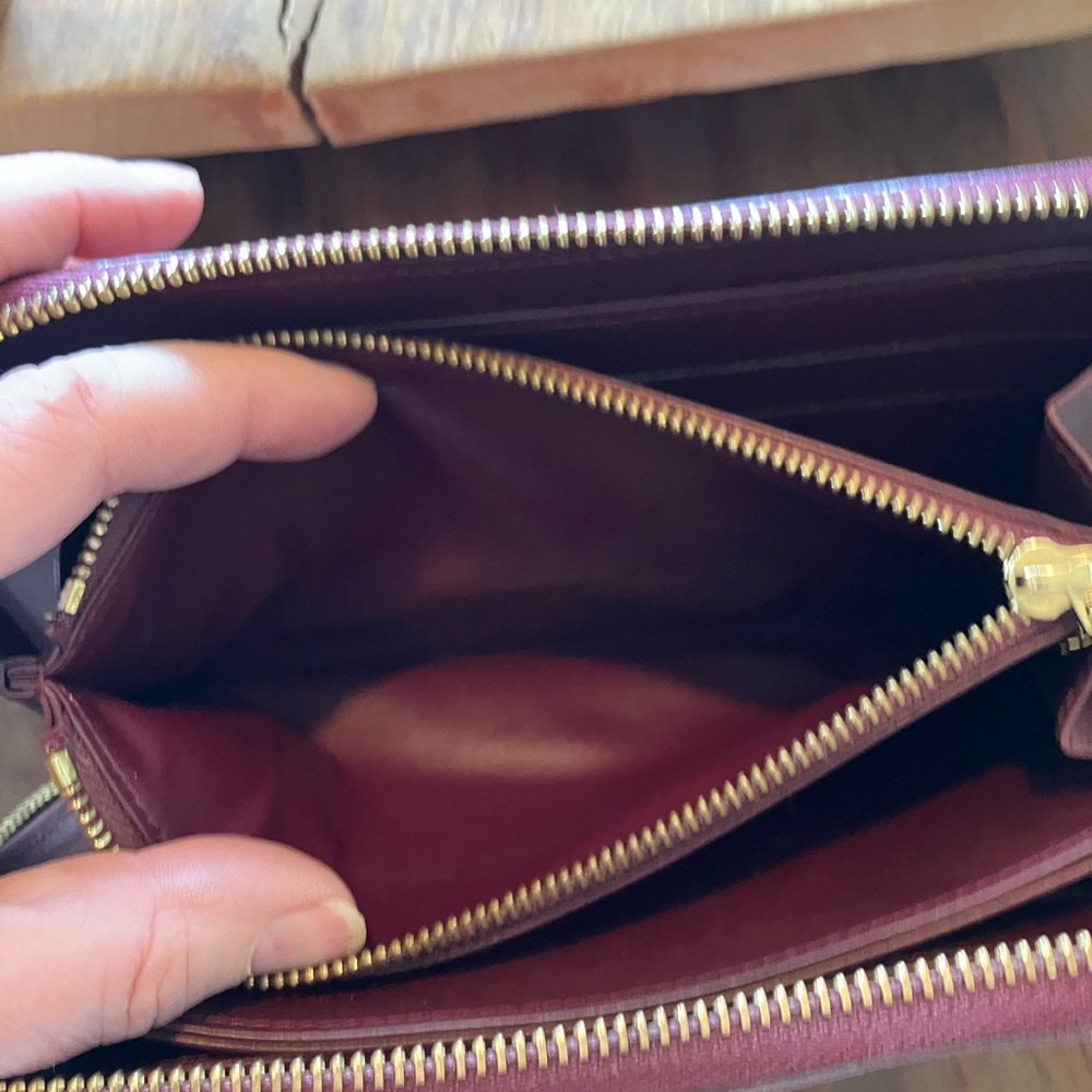 Louis Vuitton Limited Edition Red and Pink Leopard Zip Wallet with Gold Hardware - Picture 7 of 11